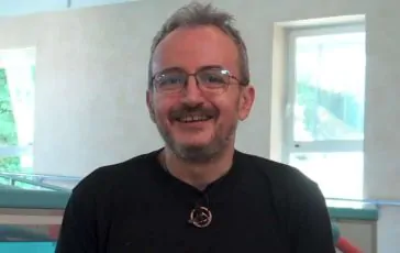 visade 2906553 364x230