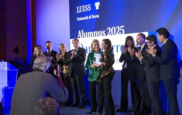 featured 2918946 364x230