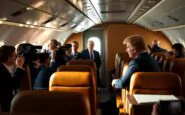 il complesso rientro di trump dallasia a bordo dellair force one dietro le quinte e sfide affrontate 1761839745
