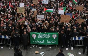 Lotta all’islam politico: la nuova battaglia di Marion Maréchal, «Non mi farete tacere»
