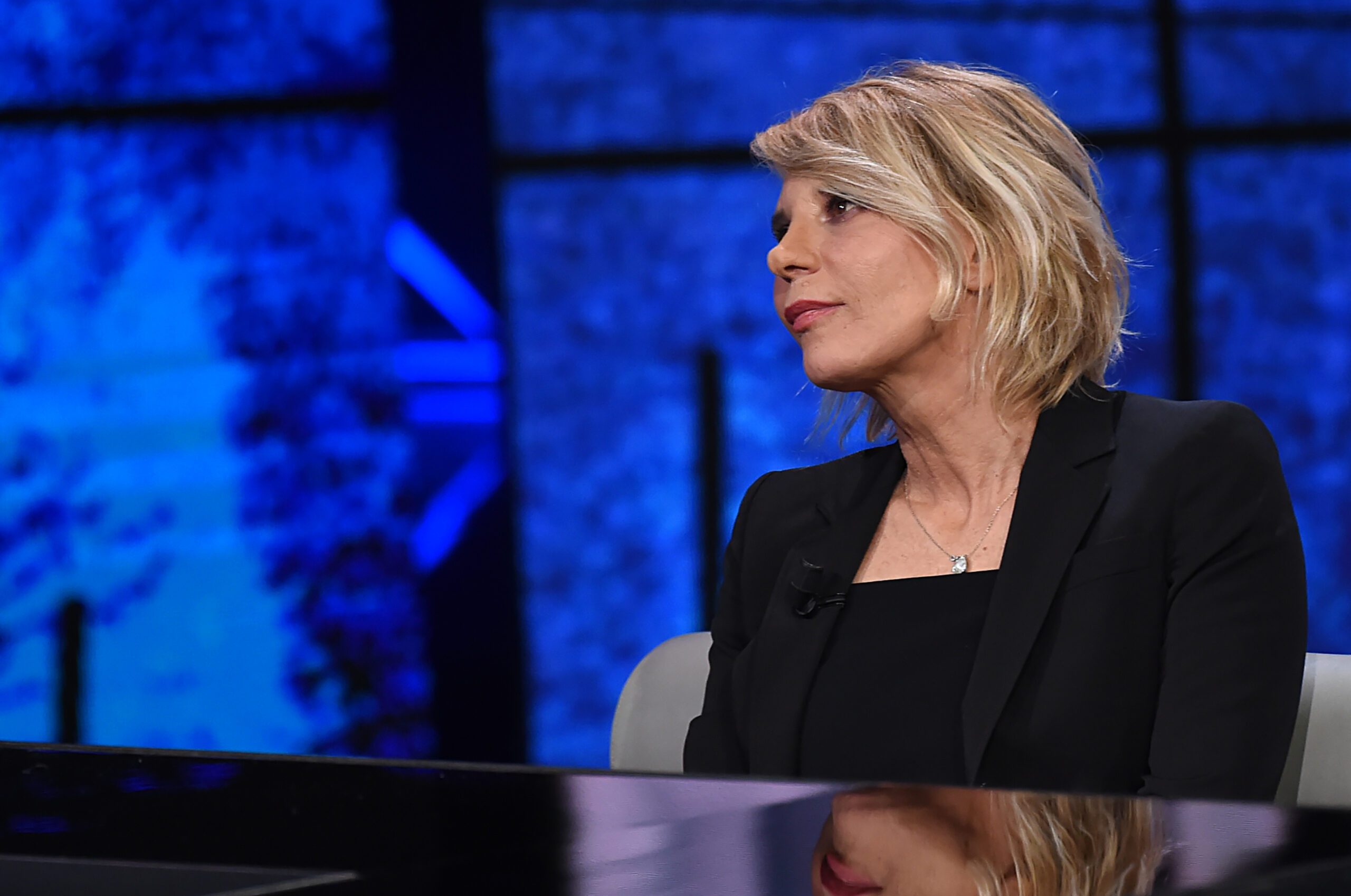 Amici 25 anticipazioni puntata di domenica, tre eliminazioni: colpo durissimo per l’allievo