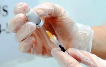 Cosa mangiare e bere dopo il vaccino antinfluenzale