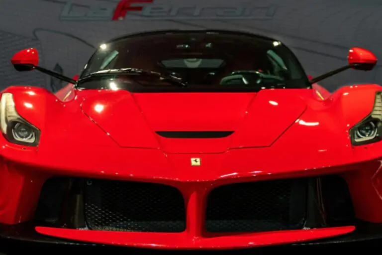 Ferrari azioni