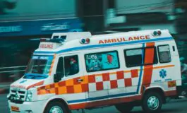 cina auto elettrica prende fuoco morto 31enne