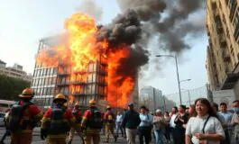incendio in centro citta evacuate 300 persone per sicurezza 1760352308 265x160
