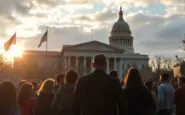 revoca dei visti usa polemiche e commenti su charlie kirk 1760513624