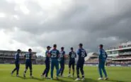 sam curran guida linghilterra nellapertura del t20 prima dellinterruzione per pioggia 1760787421