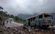 tragedia in india frana letale colpisce un autobus con vittime 1759927281