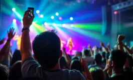 elodie e la polemica sul telefono strappato al giornalista tutti i dettagli del concerto 1764439484 265x160