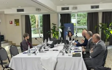 featured 2935844 364x230