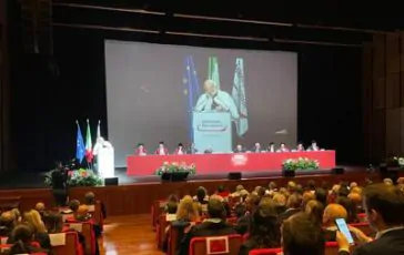 featured 2940645 364x230