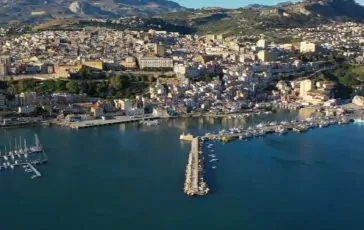 featured 2965879 364x230