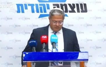 featured 2994376 364x230