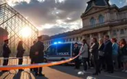 furto dei gioielli del louvre arrestati due nuovi sospetti coinvolti 1762029406
