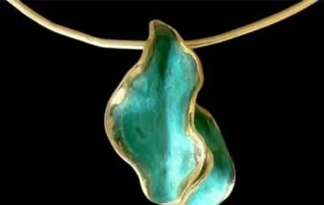 Gioielli tra forma, gesto e luce