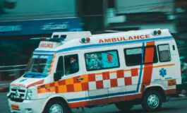 investita da camion rifiuti