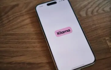 carta debito klarna