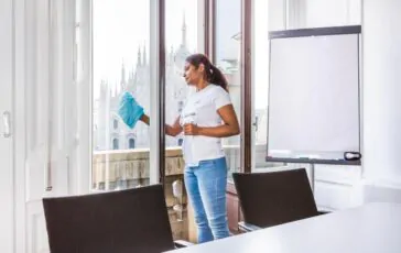 Quale società di pulizie scegliere per ottenere risultati duraturi e impeccabili