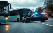 incidente mortale ad arignano scontro tra autobus e automobile perde la vita il conducente 1762414499