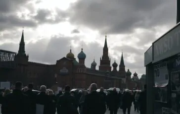 kasyanov e altri inseriti nella lista russa dei terroristi e estremisti 1763403111 364x230