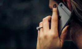 Chiamate ingannevoli dall’estero: utenti segnalano un aumento dei numeri britannici sospetti