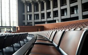 mattarella esorta leuropa a unirsi contro guerra e razzismo un appello alla responsabilita 1763301439 364x230