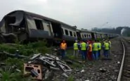 tragedia ferroviaria in india 11 morti e avviate indagini approfondite 1762321368