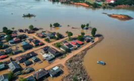 alluvioni nel sud est asiatico un bilancio tragico e le conseguenze devastanti 1764638381 265x160