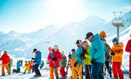 aumento dei prezzi degli skipass per la stagione invernale 2025 2026 cosa aspettarsi 1764653606 265x160