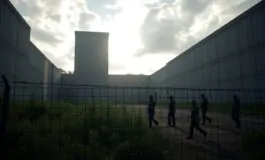 cbs annulla il reportage sulla prigione in el salvador accuse di censura in aumento 1766503600 265x160