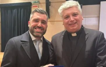 featured 3181780 364x230