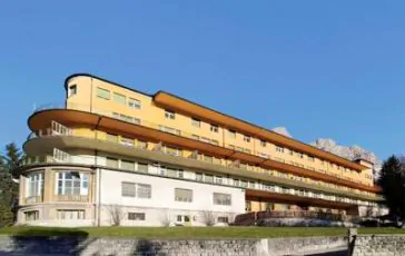 featured 3198405 364x230