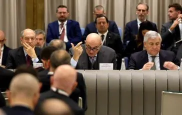 featured 3201122 364x230