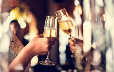 featured 3242918 364x230