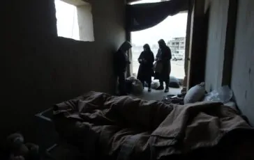 gaza la crisi umanitaria e le morti per freddo continuano 1766231083 364x230