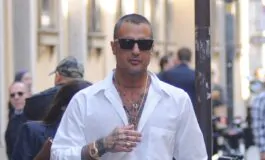 fabrizio corona politica pd falsissimo