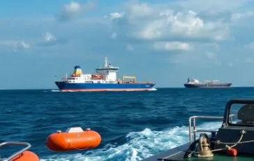 incidente nel mar nero un altro petroliere colpito 1764666719 364x230