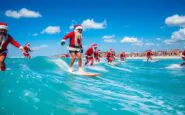 la magica tradizione dei babbi natale surfisti in florida scopri la festa unica 1766640523