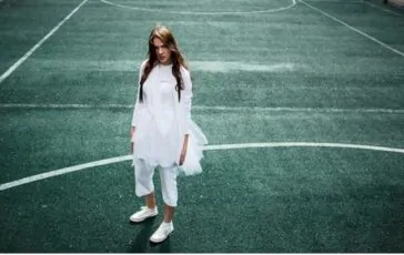 Come valorizzare i tuoi outfit con le calzature più alla moda