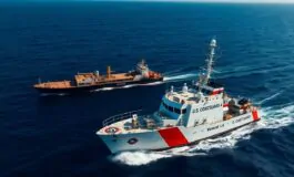 lintervento della guardia costiera americana contro le petroliere venezuelane strategie e impatti 1766353097 265x160