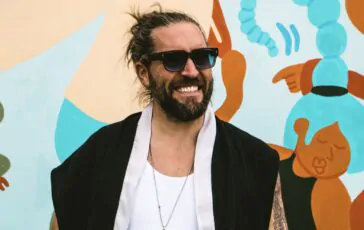 ollie mundy press photo 3 364x230