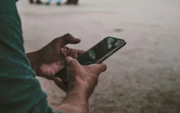Truffe via telefono dall’estero: numeri misteriosi e disagi in aumento