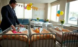 tre fratelli diventano padri nello stesso giorno un evento straordinario da festeggiare 1765073202 265x160