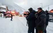 aggressione alla troupe rai a crans montana durante le indagini sulla strage di capodanno 1767668033