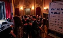 andrea pucci svela i segreti su fabrizio corona nel suo spettacolo teatrale 1767945651 265x160