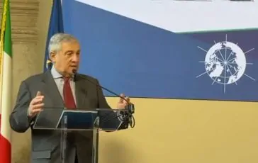 featured 3476048 364x230