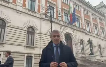 featured 3505976 364x230