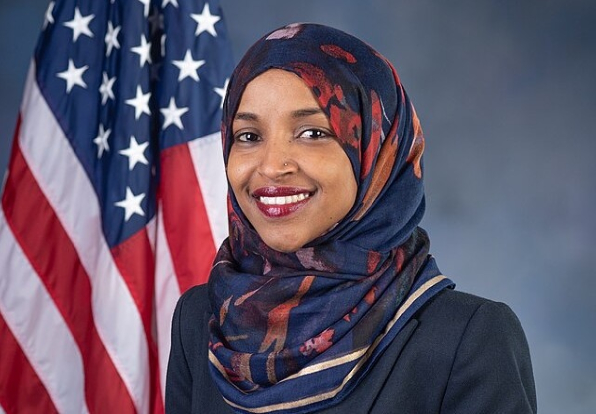 https://www.notizie.it/wp-content/uploads/2026/01/ilhan-omar-official-portrait-116th-congress.jpg