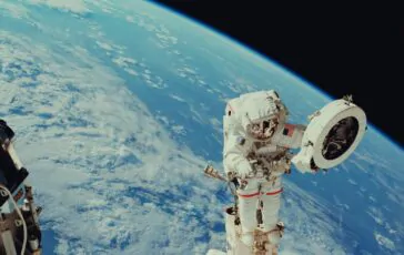 nasa problema medico rientrare anticipo equipaggio iss