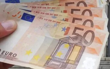 001-governo-attua-piano-disincentivare-vizio-fumo-paese